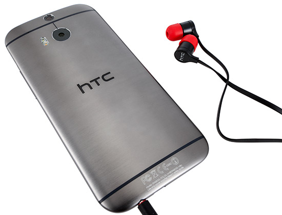 фото наушников HTC one (m8)
