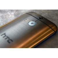   HTC one m8