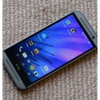 Фотография экрана HTC ONE m8