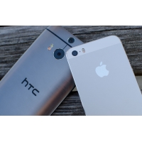   HTC ONE m8  iphone 5s
