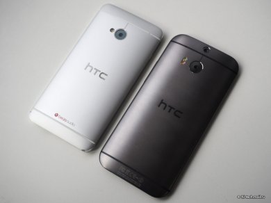 HTC ONE m7 и m8 рядом, сравните